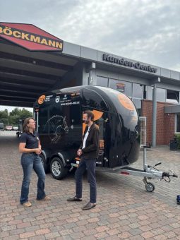 Quer durch Deutschland für den guten Zweck: Böckmann begleitet den One Million Möhri Ride der Mörchengeber