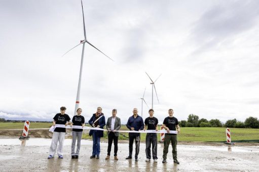 Kirchliches Energiewerk eröffnet Windpark in Passow-Benthen