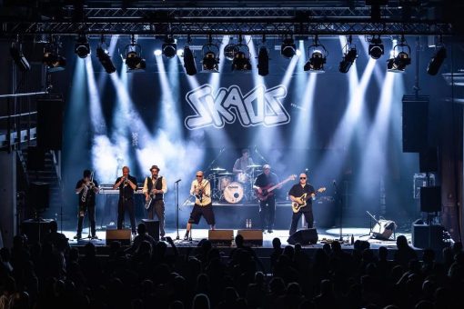 19.09.2026 ab 20 Uhr Konzert mit der Kultband SKAOS