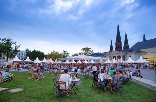 Sommerlicher Kulturgenuss unter freiem Himmel: Oldenburg blüht, klingt und schmeckt