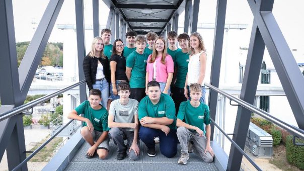 NETZSCH Pumpen & Systeme: 14 Azubis starten Berufsausbildung in Waldkraiburg