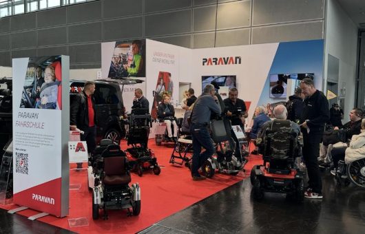 REHACARE 2026: Mobilität beginnt mit dem ersten Schritt – Paravan zeigt individuelle Mobilitätslösungen