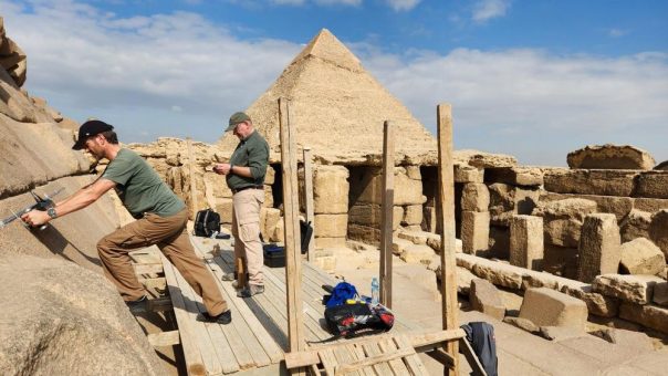 Im Inneren der Großen Pyramide von Gizeh
