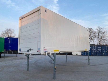 Wechselkoffer oder Wechselpritsche: Welche Bauform passt zu welchem Transport?