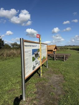 Krummhörn-Greetsiel: Neuer Anlaufpunkt am tiefsten Punkt Deutschlands in Freepsum