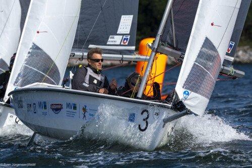 „Einmal Wettkampf, immer Wettkampf“: Deutschlands aktuell bestes Para-Segelteam startet bei der Weltmeisterschaft in Portugal