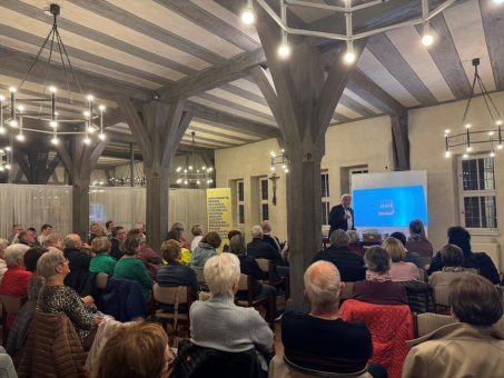 Großes Interesse an Gesundheitsvortrag in Wemding – Über 100 Besucherinnen und Besucher informierten sich über Magen- und Darmerkrankungen