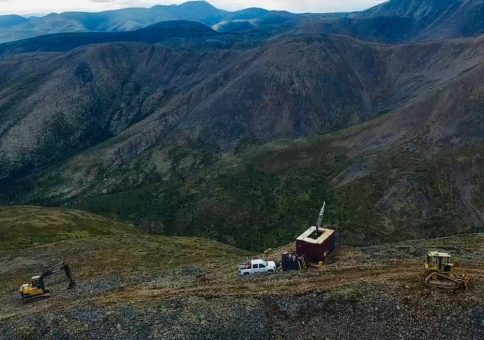 Yukon-Goldsystem wächst zusammen: Sitka erbohrt 236 Meter Golderz am Stück