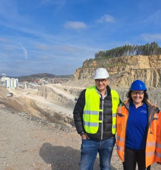 Mittelständische Unternehmen der Steine- und Erden Industrie setzen auf WDV2024 TEAM