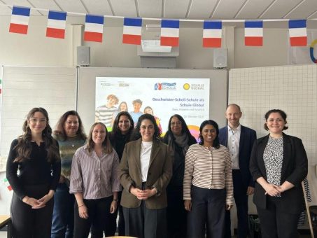 Besuch aus dem BMBFSFJ: Einblicke in die Arbeit von Schule Global an der Geschwister-Scholl-Schule in Solingen